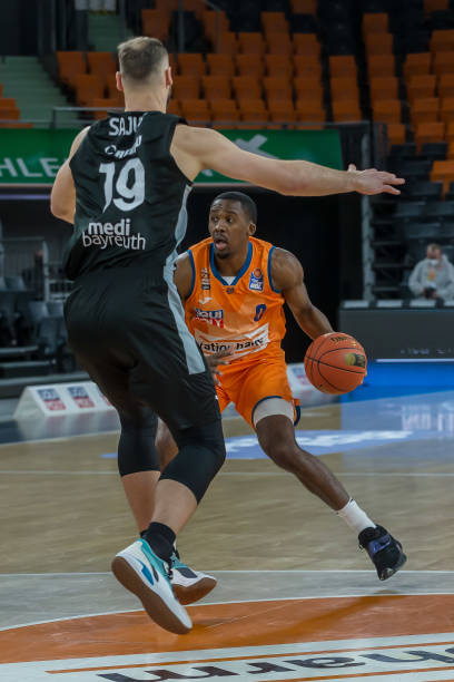 以保持平衡 以保持平衡