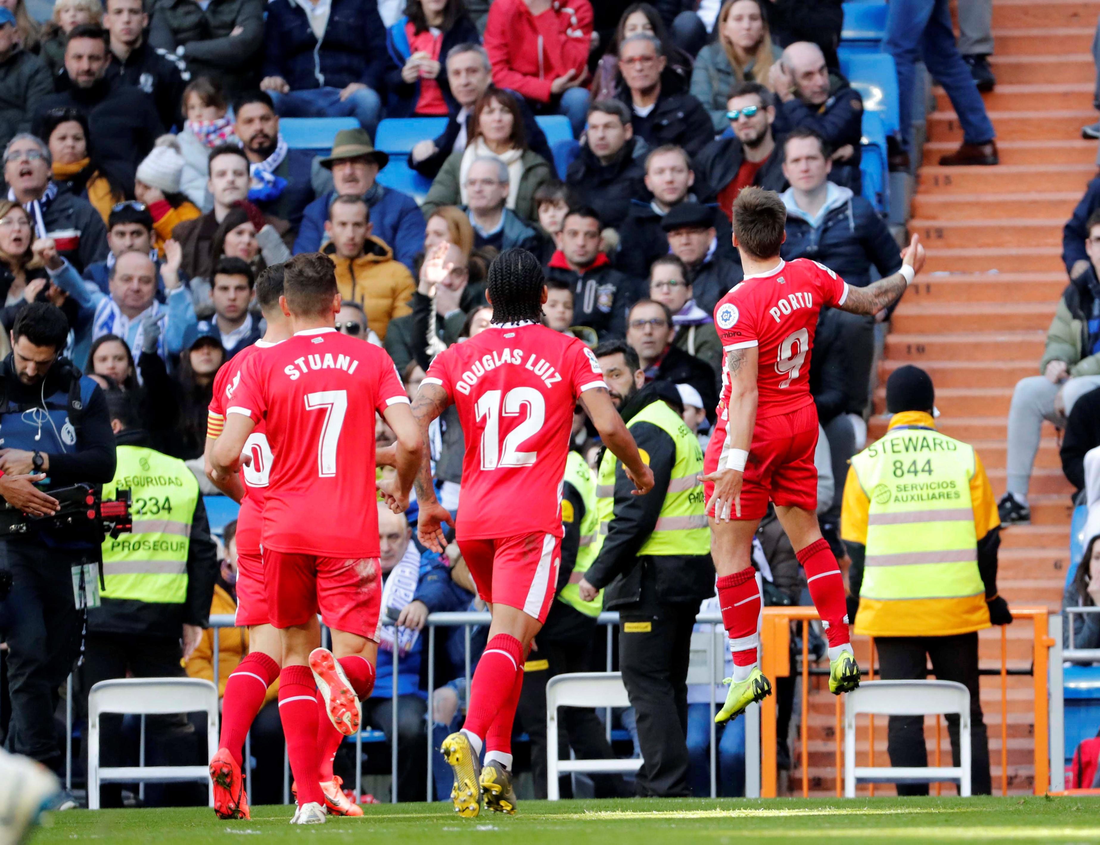 他们不仅仅 他们不仅仅